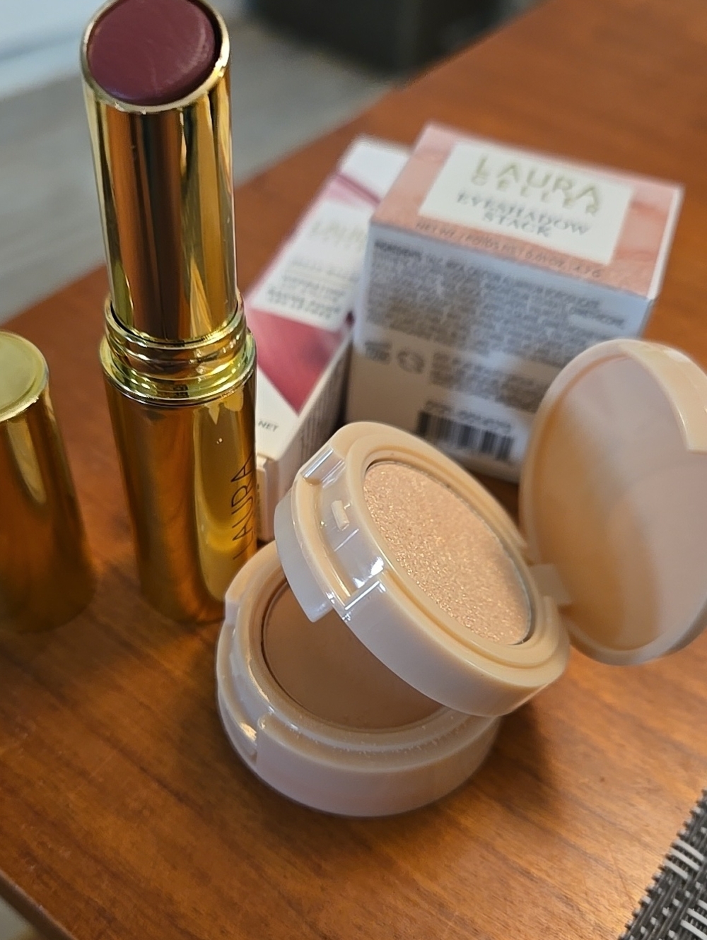 Laura Geller Plum Jelly Balm & Clear Canvas Eyeshadow Trio
